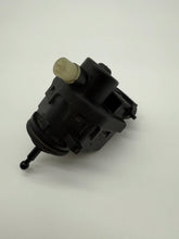 Регулировочный двигатель света LWR правый 7700420737 Рено Клио 1.5 dCi B